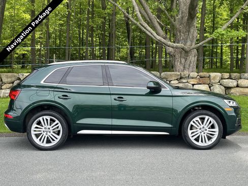 Used 2018 Audi Q5 2.0T Premium Plus w/ Premium Plus Package AWD/4WD image 2