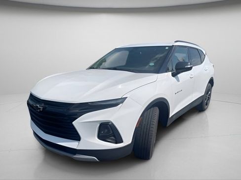 Used 2021 Chevrolet Blazer LT w/ Midnight/Sport Edition AWD/4WD image 2