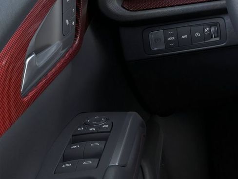 New 2026 Chevrolet Traverse RS w/ LPO, Floor Liner Package AWD/4WD image 22