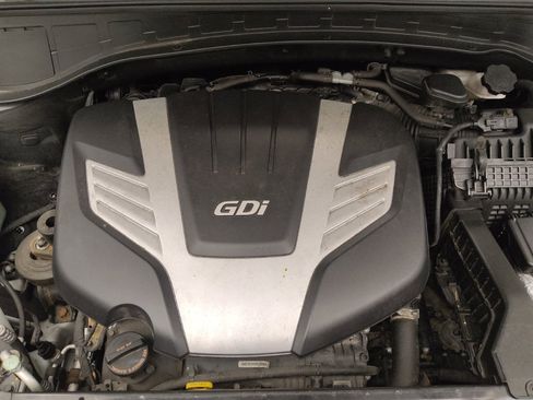 Used 2018 Hyundai Santa Fe SE w/ Cargo Package image 30