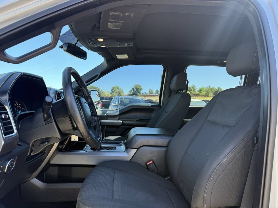 Used 2015 Ford F150 XLT w/ Equipment Group 302A Luxury AWD/4WD image 17