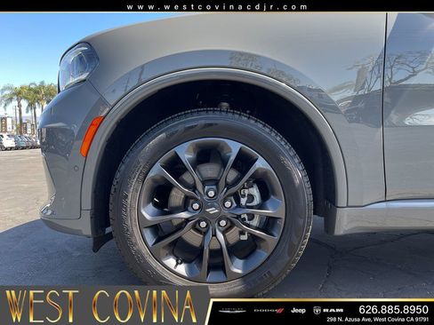 Used 2024 Dodge Durango GT AWD/4WD image 11