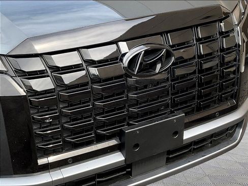 Used 2023 Hyundai Palisade Limited AWD/4WD image 33