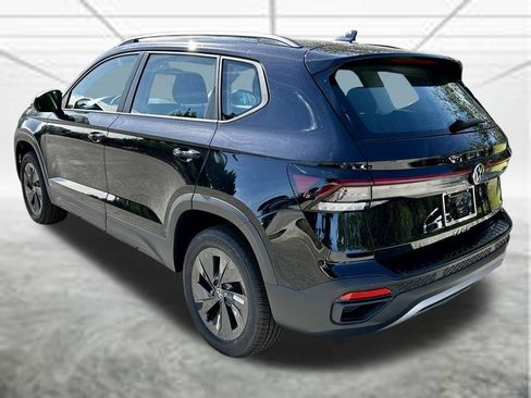 New 2026 Volkswagen Taos S FWD image 7