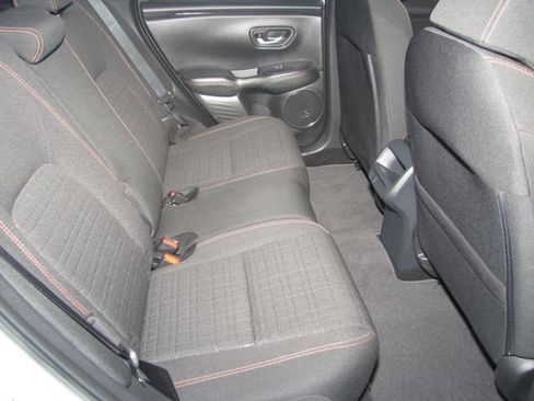 Certified 2025 Honda HR-V Sport image 16
