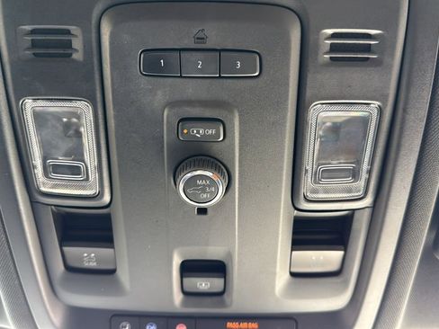 Used 2022 Chevrolet Tahoe LT image 37