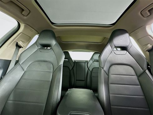 Used 2024 Porsche Panamera image 22