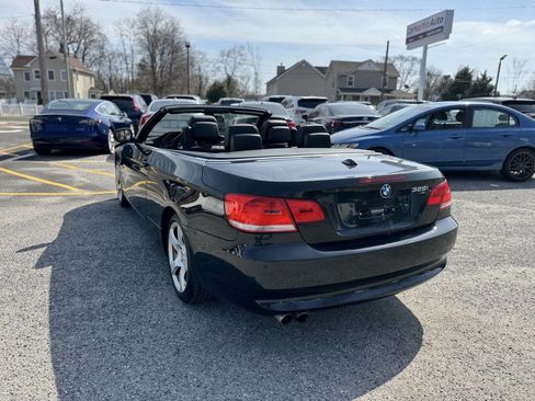 Used 2010 BMW 328i Convertible image 16