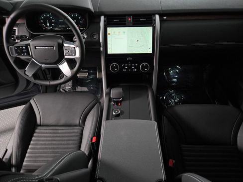 New 2026 Land Rover Discovery Dynamic SE AWD/4WD image 4