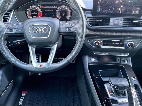Used 2021 Audi SQ5 Premium Plus w/ Premium Plus Package image 8
