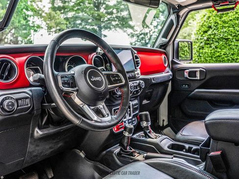 Used 2022 Jeep Gladiator Rubicon w/ LED Lighting Group AWD/4WD image 45