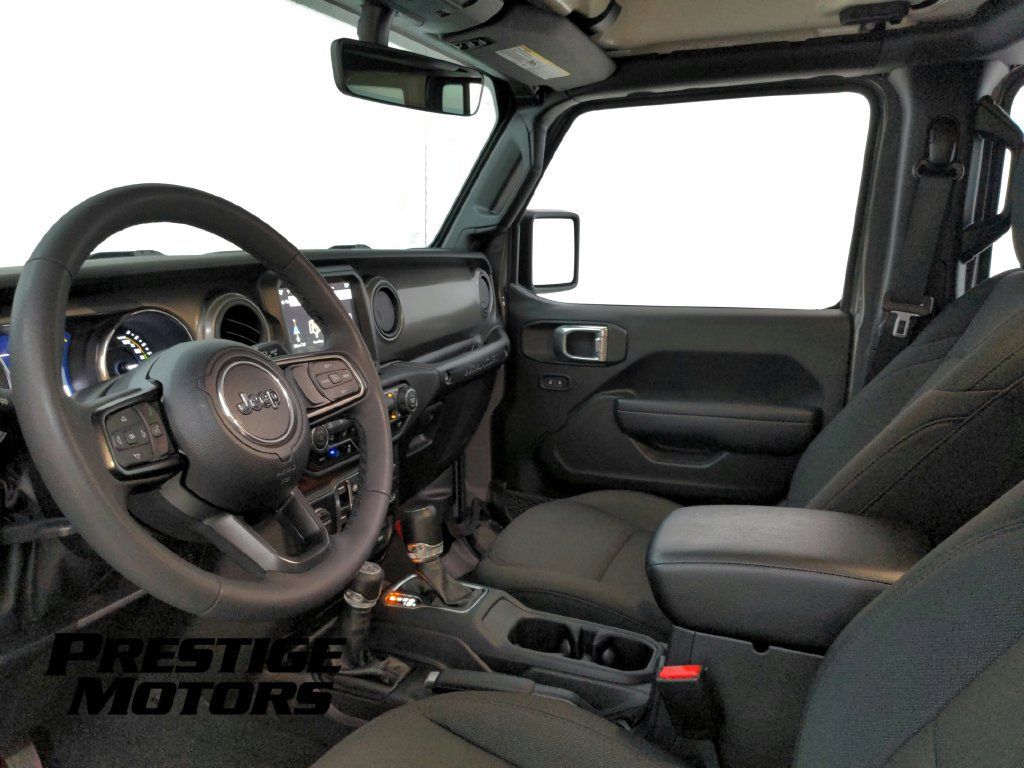 Used 2023 Jeep Wrangler Unlimited w/ Cold Weather Group AWD/4WD image 13