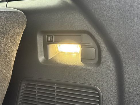 New 2026 Ford Explorer Active w/ Active Comfort Package image 9