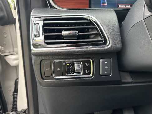 Used 2023 Lincoln Navigator Reserve AWD/4WD image 45