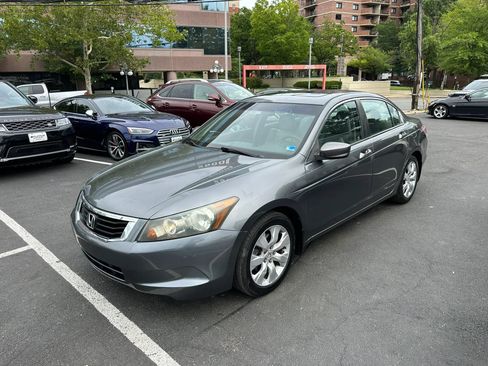 Used 2010 Honda Accord EX-L image 4