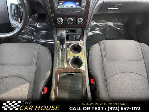 Used 2017 Chevrolet Traverse LT FWD image 27