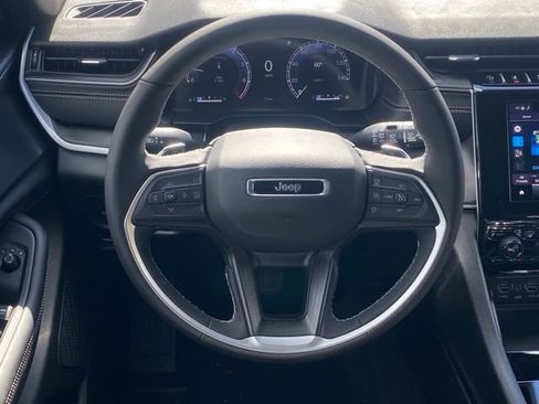 New 2025 Jeep Grand Cherokee Altitude w/ Trailer Tow Package image 36