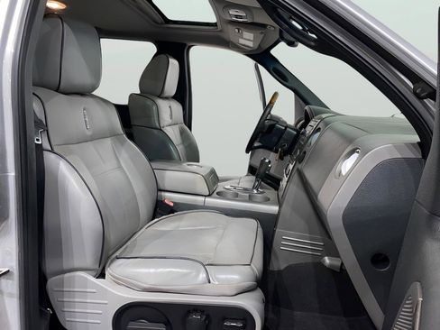 Used 2008 Lincoln Mark LT 4x4 image 11