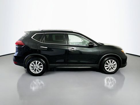 Used 2018 Nissan Rogue SV FWD image 8