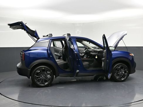 New 2026 Nissan Kicks SR w/ Cold Weather Package image 32