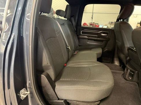 Certified 2025 RAM 2500 Big Horn AWD/4WD image 15