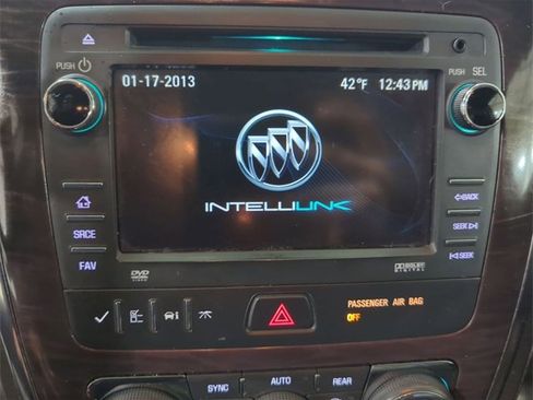 Used 2015 Buick Enclave Leather image 12