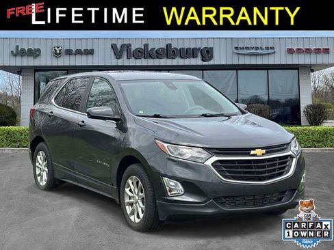 Used 2021 Chevrolet Equinox LT image 1