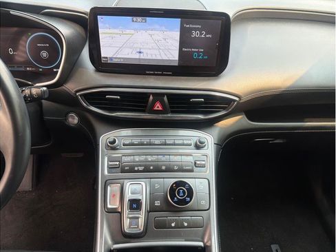 Used 2022 Hyundai Santa Fe SEL Premium AWD/4WD image 16