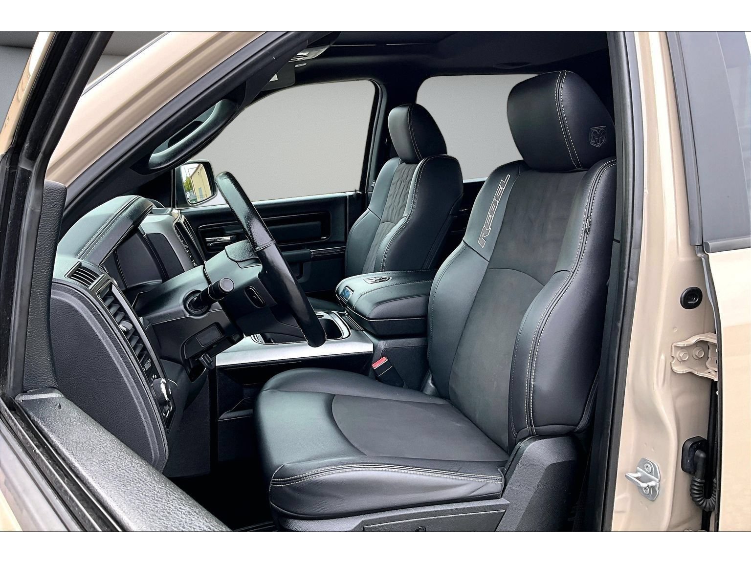 Used 2017 RAM 1500 Rebel w/ Mojave Sand Rebel Package AWD/4WD image 35