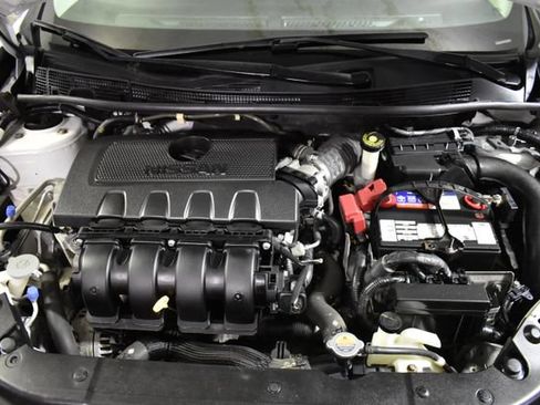 Used 2019 Nissan Sentra S FWD image 33