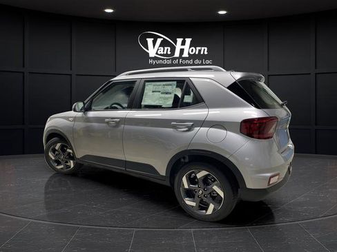 New 2026 Hyundai Venue SEL image 3