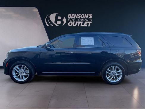 Used 2023 Dodge Durango GT image 2