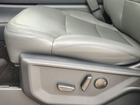 New 2026 Ford Expedition Active RWD image 22
