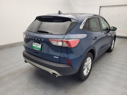 Used 2020 Ford Escape SE FWD image 9