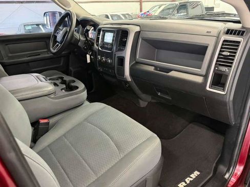 Used 2017 RAM 2500 Tradesman w/ Chrome Appearance Group RWD image 16
