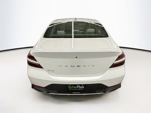 Used 2025 Genesis G70 2.5T RWD image 7
