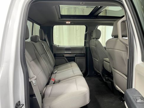 Used 2020 Ford F150 XLT w/ Equipment Group 302A Luxury AWD/4WD image 31
