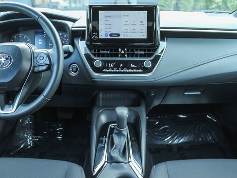 Used 2025 Toyota Corolla SE image 14