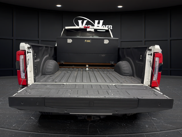 Used 2024 Ford F350 Platinum AWD/4WD image 28