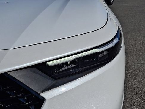 Used 2023 Honda Accord EX image 9