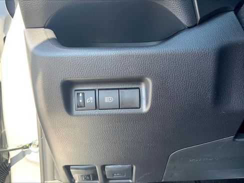 Used 2025 Toyota RAV4 LE FWD image 20