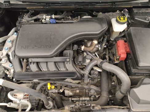 Used 2020 Nissan Rogue Sport SL FWD image 30