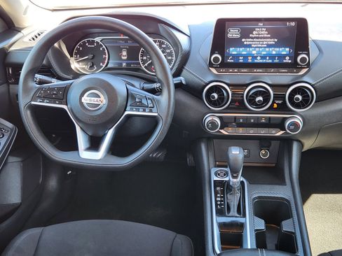 Used 2023 Nissan Sentra SV image 30
