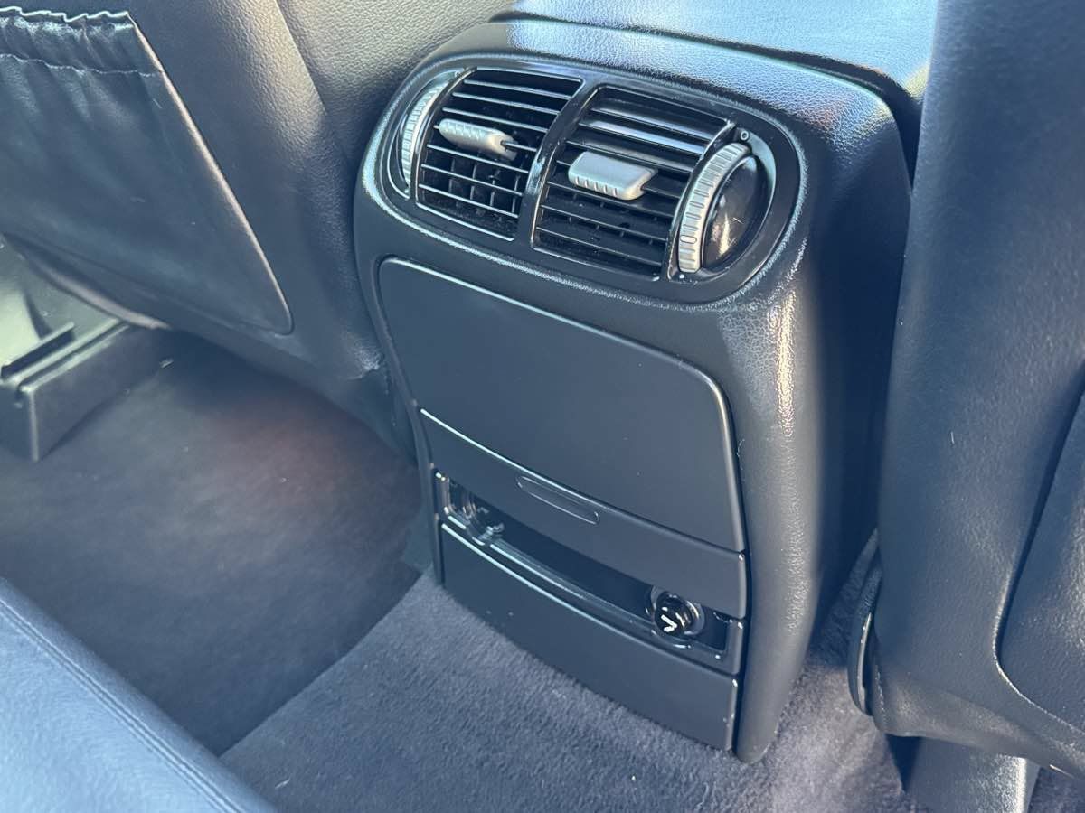 Used 2010 Porsche Cayenne AWD/4WD image 18