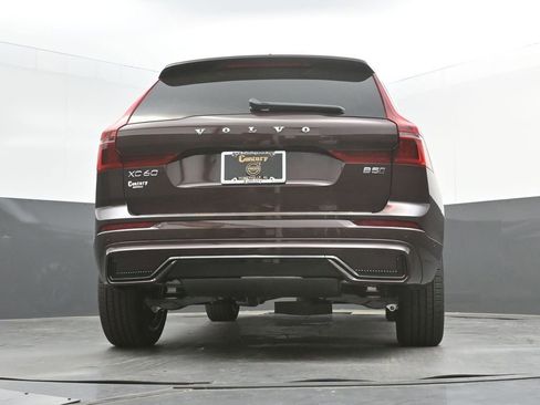 New 2026 Volvo XC60 B5 Plus AWD/4WD image 32