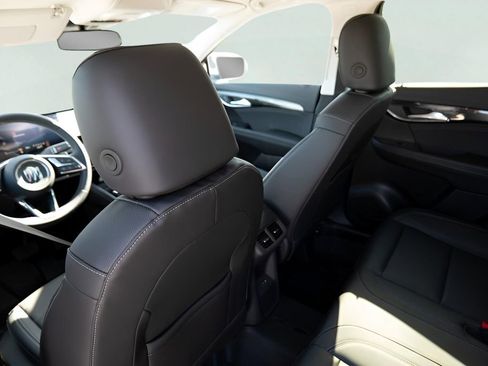 New 2026 Buick Envision Preferred image 22