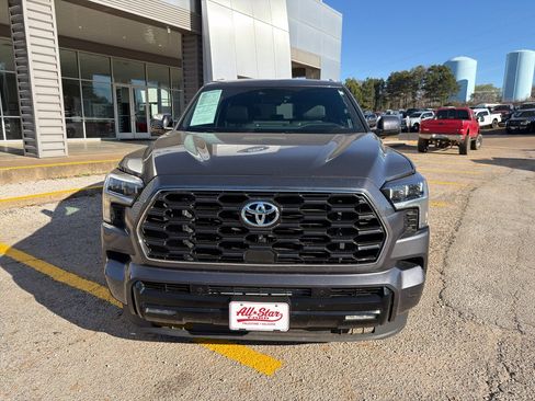 Used 2023 Toyota Sequoia Platinum image 2