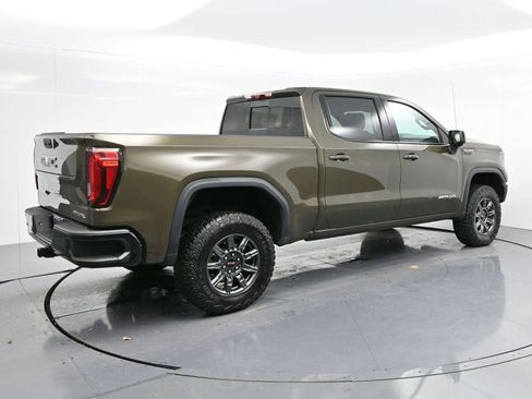 Used 2024 GMC Sierra 1500 AT4X image 7