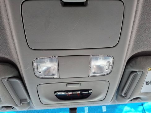 Used 2011 Toyota Tacoma 4x4 Access Cab V6 image 11