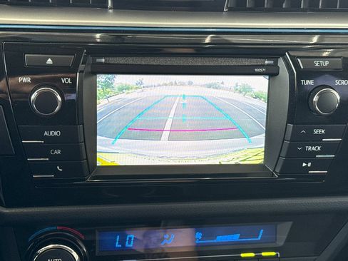 Used 2016 Toyota Corolla S FWD image 28